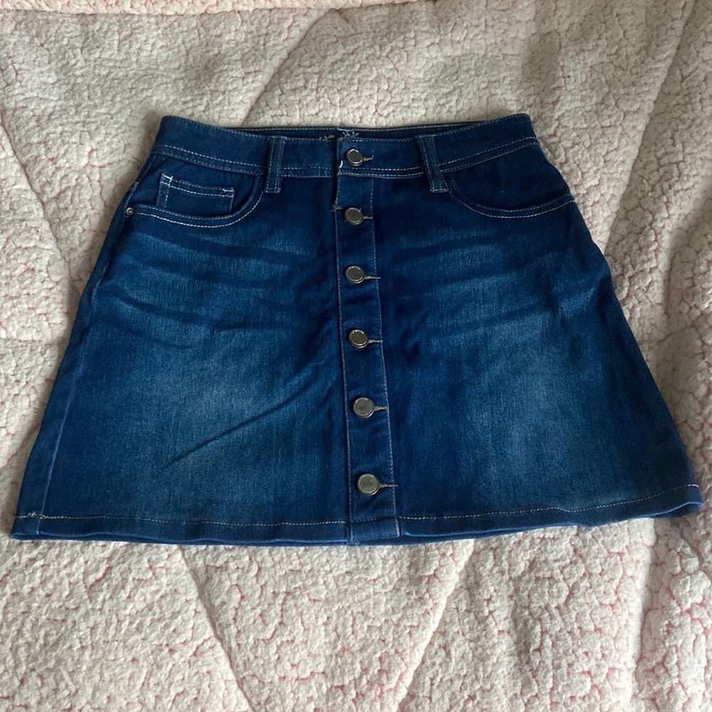 JUSTICE GIRLS BLUE JEAN SKIRT!!